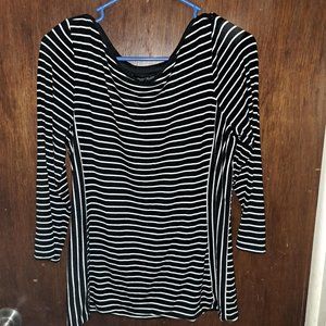Womens striped shirt. 3/4 sleeve